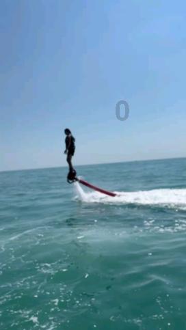 高速飞车全尺寸超导电动悬浮试验圆满成功